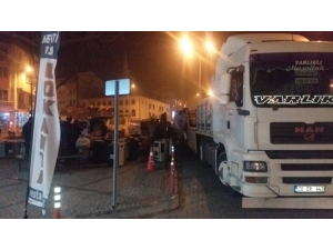 Tavas’tan , Elazığ’a 1 Tır Dolusu Yardım Malzemesi Gönderildi