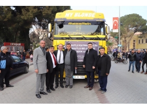 Başkan Akın Yardım Tırlarıyla Birlikte Elazığ’a Gitti