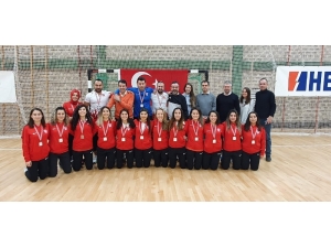 Hokey Kadınlar A Milli Takımı, Avrupa İkincisi Oldu