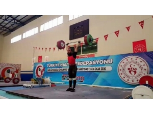 Mudanyalı Halterciler Kupayla Döndü