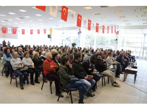 Mersin Büyükşehir Belediyesinin Psikoloji Seminerleri Sürüyor