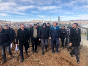 Başkan Altay Deprem Bölgesini Ziyaret Etti