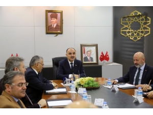 Vali Günaydın: “Yapılacak Yardımlar Afad Koordinesinde Olmalı”