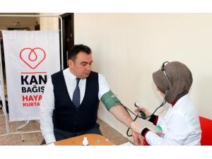 Polislerden Kan Bağışına Destek