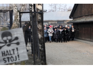 Auschwitz’da Katliamdan Kurtuluşun 75. Yılında Anma Töreni