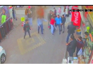 Kavga Ettiği Kişiyi Döner Bıçağıyla Kovaladı