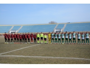 Bölgesel Amatör Lig Maçında Elazığ Depremi’nde Hayatını Kaybedenler İçin Saygı Duruşu