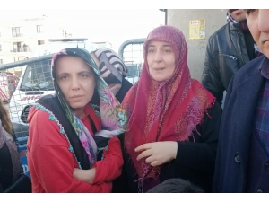 Enkazında Sağ Olarak Çıkan Şahin Ailesi: "Binada Daha Önceki Depremlerde Çatlaklar Oluştu"