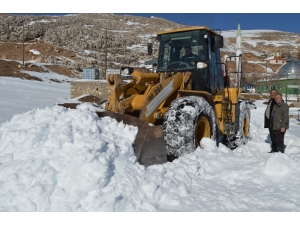 Korkuteli Söbüce’de Karla Mücadele