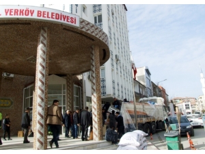 Yerköy’den Elazığ’a Bir Kamyon Dolusu Yardım Malzemesi Gönderildi