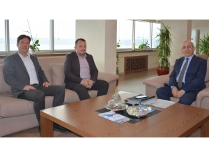 Bozcaada Ak Parti İlçe Başkanından Rektör Prof. Dr. Sedat Murat’a Ziyaret