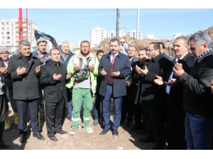 Karaköprüde Yeni Bir Cami İçin Temel Atma Törenine Gerçekleşti