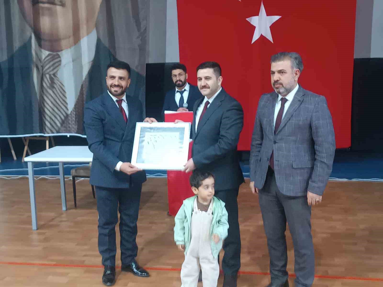 ozalp-te-ramazanla-ogreniyorum-projesinin-odul-toreni-yapildi