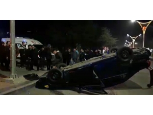 Takla Atan Otomobilin Sürücüsü Yaralandı