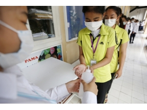 Korona Virüsü Salgınında Ölü Sayısı 106’ya Yükseldi