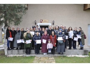 Domates Üretiminde En Büyük Sorun Hastalık Ve Zararlılarla Mücadele İle Olumsuz İklim Koşulları