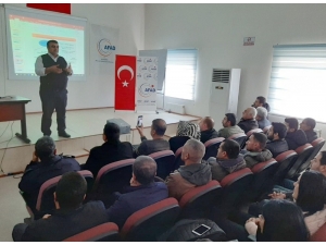 Bağlar Belediyesi Personeline Deprem Eğitimi