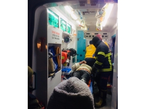 Uçurumdan Yuvarlandı, Donmak Üzereyken İtfaiye Kurtardı