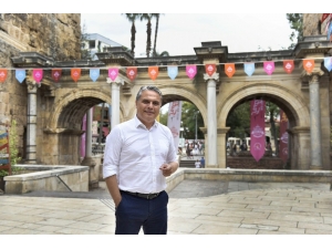 Muratpaşa Üç Kapılar’la Emitt’te