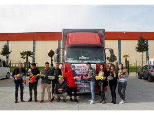 Depremzede Çocukların Yüzleri Oyuncaklarla Gülecek