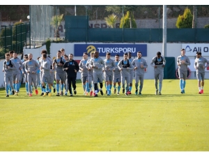 Trabzonspor’da Sturridge Takımla Birlikte Çalıştı