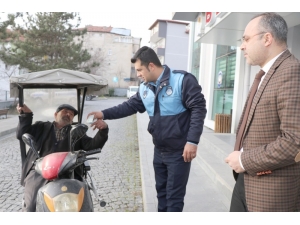 Kavak’ta Duygulandıran Yardım