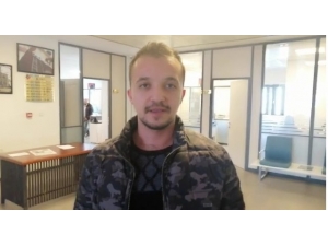 Deprem Anında Yaşananlar Güvenlik Kamerasına Yansıdı