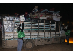 Göç Yolundaki Sivillere Acil Yardım Paketi