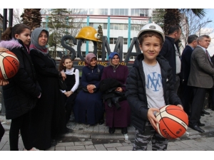 Soma Maden Şehitleri Aileleri, Kobe Bryant’i Andı