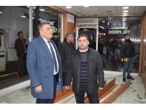 Malatya’da Depremden Zarar Gören Ev Ve İş Yerleri Tahliye Ediliyor