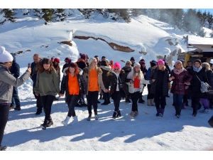 Çambaşı Kayak Merkezi Kayakseverlerle Dolup Taşıyor