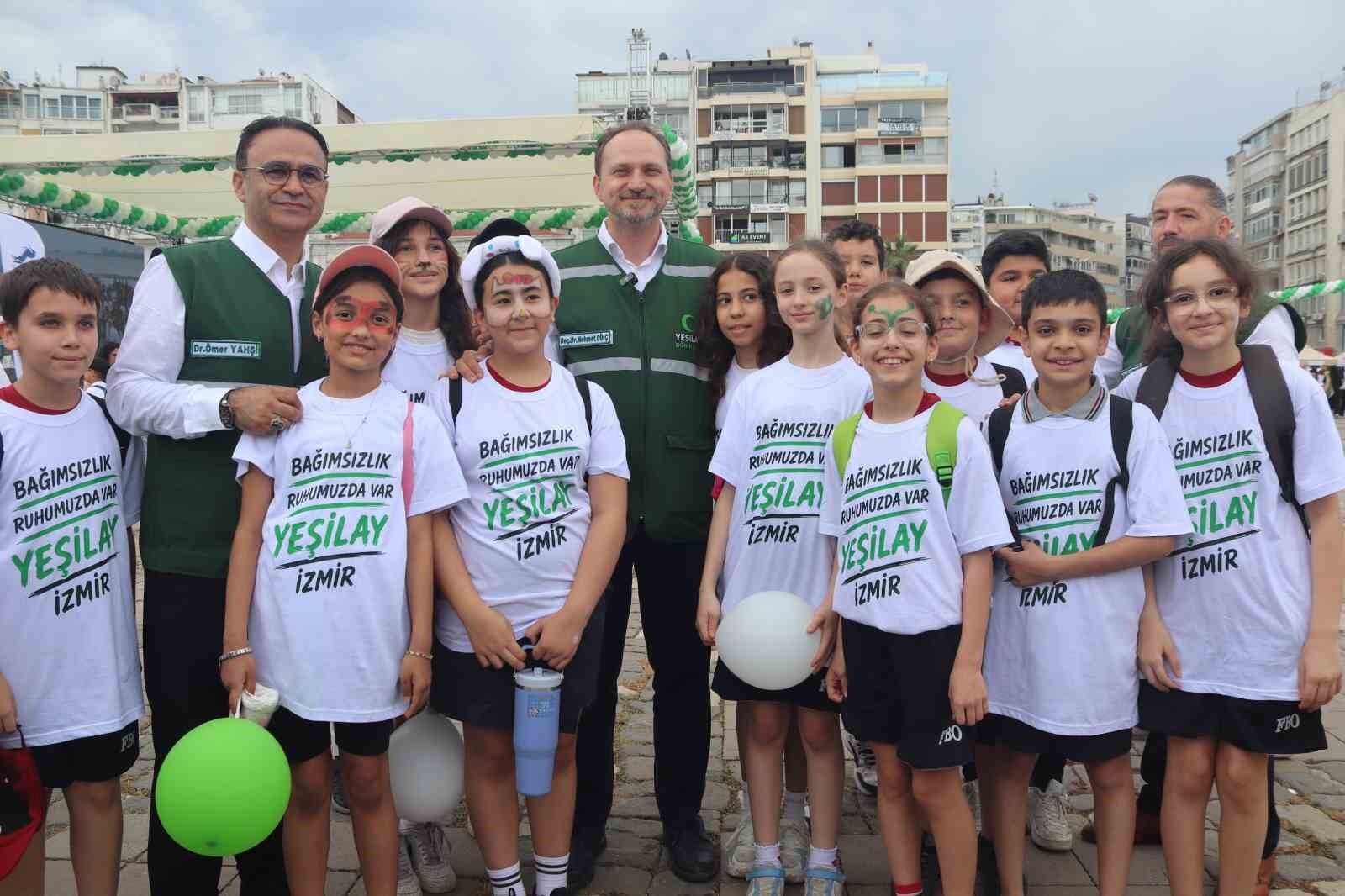 izmir-de-ogrenciler-yesilay-bagimsizlik-festivali-nde-bulustu