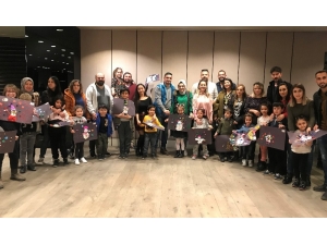 Çocuklar, Forum Mersin Atölyelerinde Eğlenerek Tasarım Yapıyor