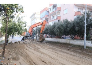 Efeler’de Adnan Menderes Mahallesi Yenileniyor