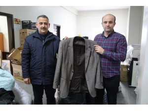 Yardım Kampanyası İçin Gönderilen Ceketten 10 Bin Lira Çıktı