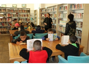 Tegv Öğrencileri Büyükşehir Belediyesi Kütüphanesi İle Tanıştı