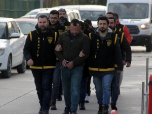 İnternetten Buldular, Kandırıp Aldılar, Parçalayıp Sattılar