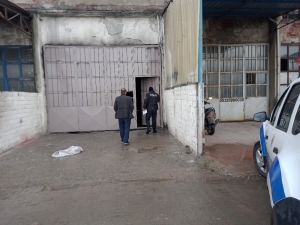 Gece Yarısı Dükkanı Kundakladılar