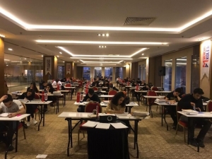 Öğrencilere 5 Yıldızlı Otelde Kamp