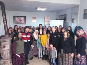 Kadın Kaymakam Kadınlarla Buluştu
