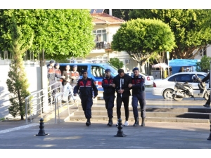 Cezaevi Firarisi Jandarmadan Kaçamadı