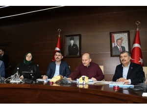 İçişleri Bakanı Süleyman Soylu: "Deprem Bölgesinde Kamu Düzenini Bozan Hiçbir Asayiş Olmadı."