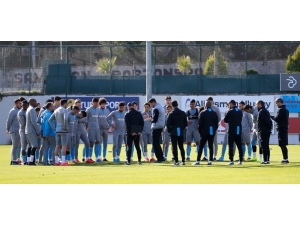 Trabzonspor, Üç Büyüklere Karşı Evindeki Yenilmezliğini Sürdürmek İstiyor