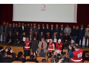 Kozan’da Kan Bağışçılarına Madalya