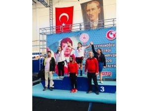 Tarsuslu Halterciler Madalyayla Döndüler