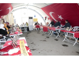 Deprem Bölgesini Ziyaret Eden Evlat Nöbetindeki Aileler İzlenimlerini Anlattı