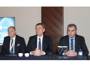 Bakan Selçuk: "Depremi Ders Olarak Koyma Gibi Düşüncemiz Yok"