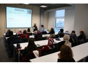 Başakşehirli Ailelere “Z Kuşağı” İle İletişim Eğitimi