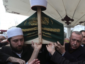 Cumhurbaşkanı Erdoğan, Ahmet Vanlıoğlu’nun Cenaze Törenine Katıldı