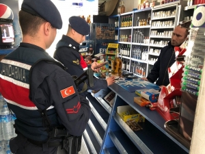 Jandarmadan "Duman" Operasyonu: 23 Şahıs Yakalandı